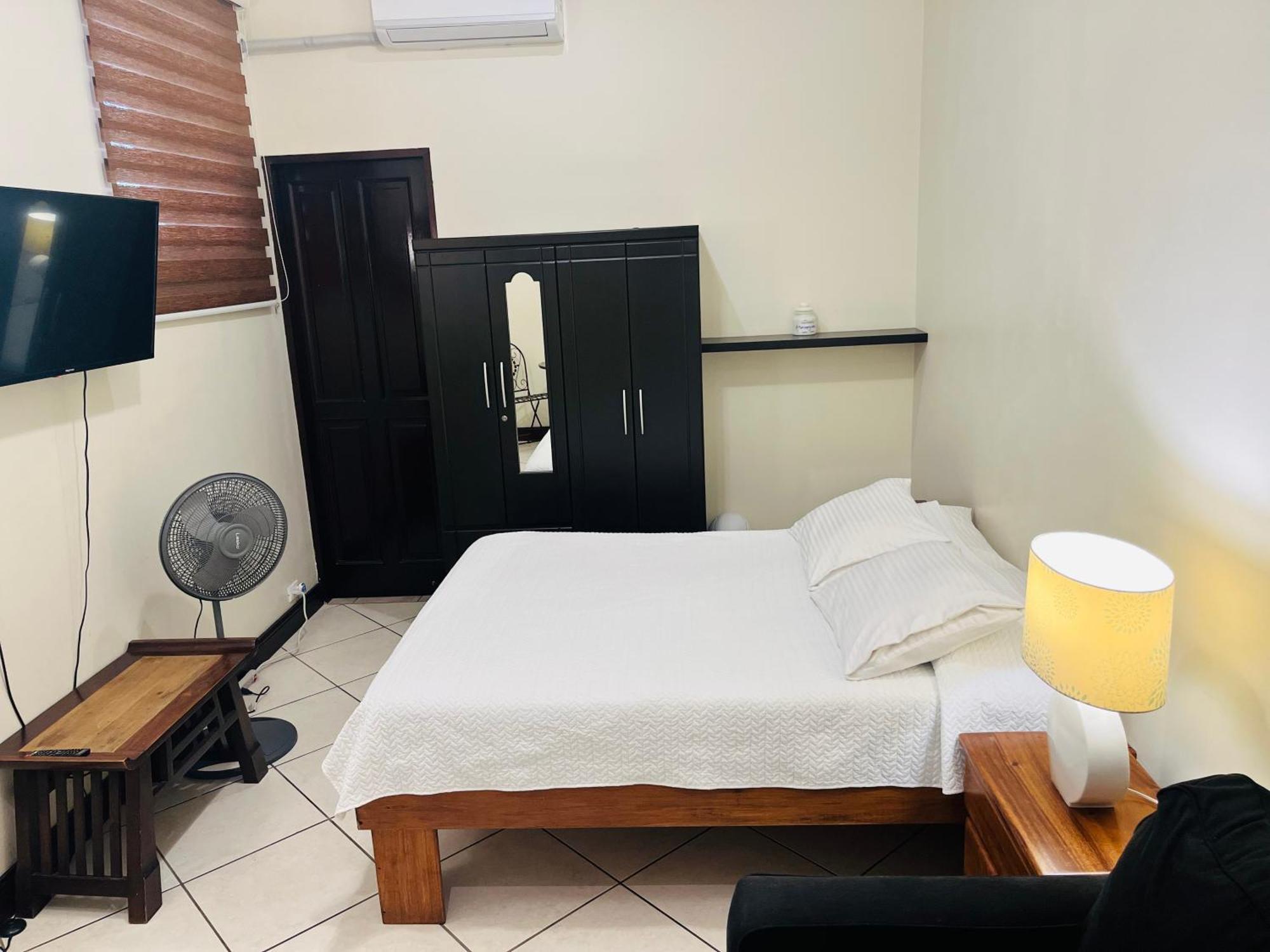 Ester'S Place Escazú Екстериор снимка