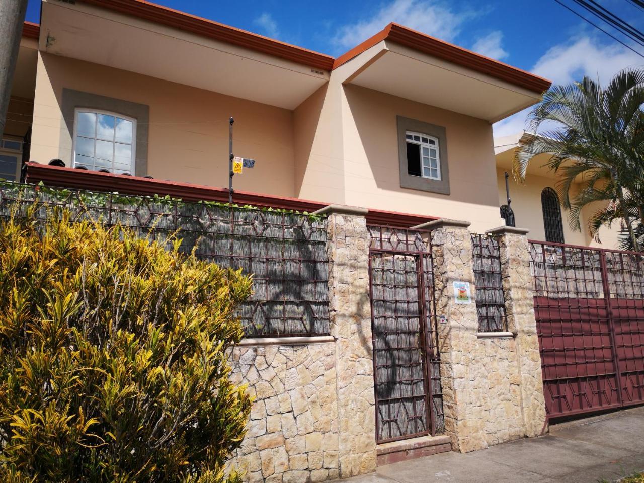 Ester'S Place Escazú Екстериор снимка